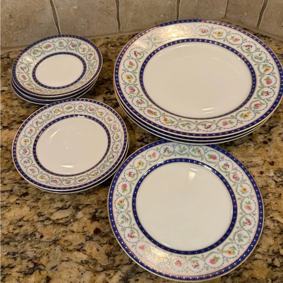 HAVILAND LIMOGES Malmaison 10.25" Dinner Plate - Picture 16 of 16